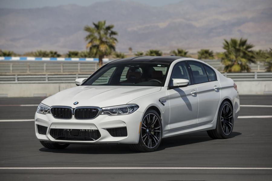  BMW M5 (F90) 2018 года  (NA) (фото 4 из 40)